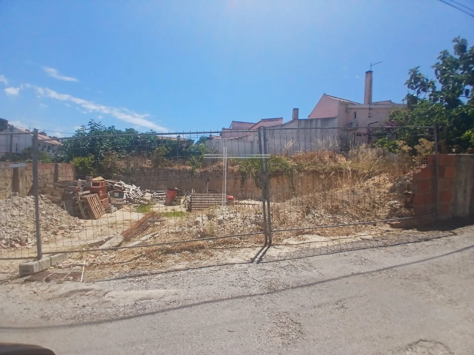 Moradia T4 para Venda em Charneca de Caparica e Sobreda Foto 6