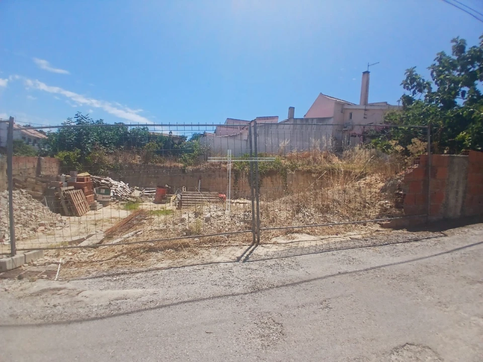Moradia T4 para Venda em Charneca de Caparica e Sobreda Foto 7