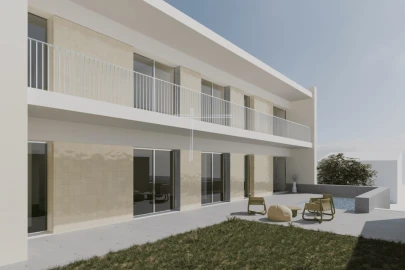 Moradia T4 para Venda em Charneca de Caparica e Sobreda
