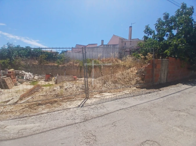Moradia T4 para Venda em Charneca de Caparica e Sobreda Foto 5