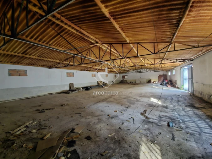 Armazém para Arrendamento em Anais Foto 3