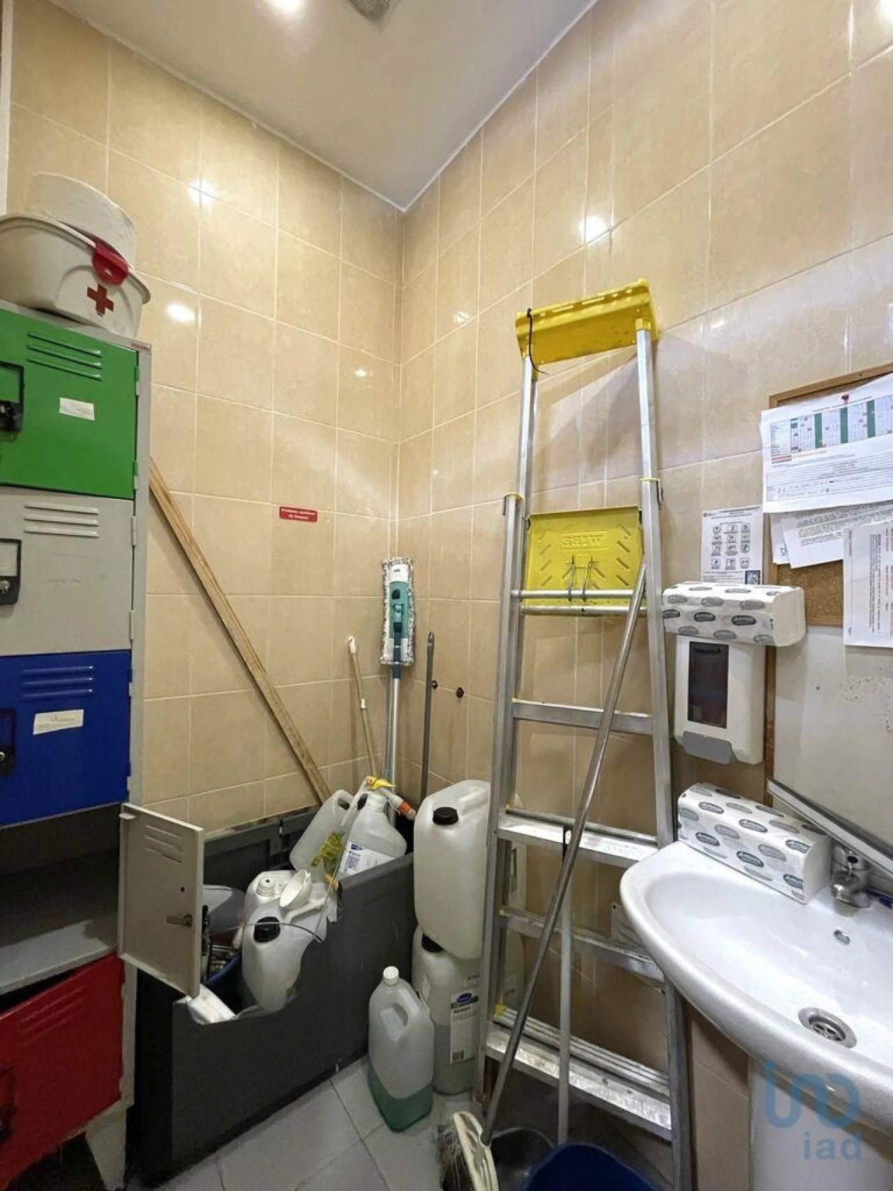 Loja para Arrendamento em Abrantes (São Vicente e São João) e Alferrarede Foto 13