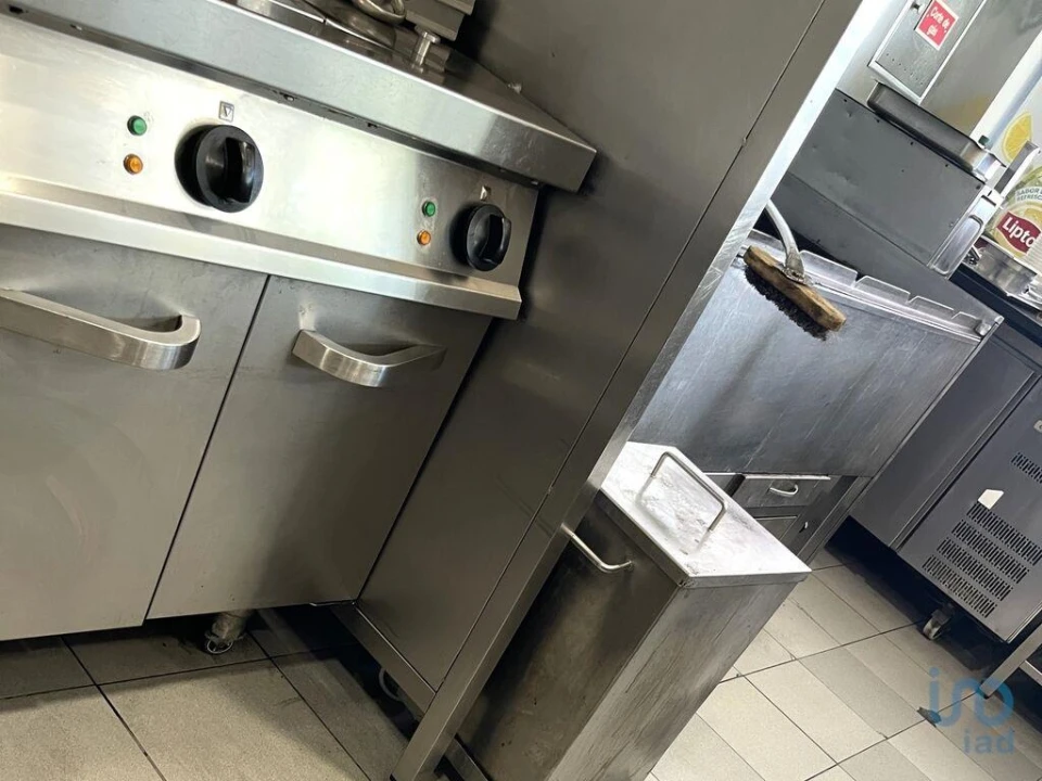 Loja para Arrendamento em Abrantes (São Vicente e São João) e Alferrarede Foto 2