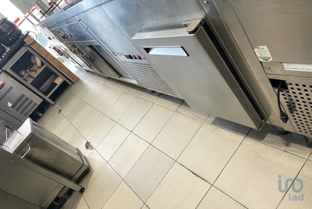 Loja para Arrendamento em Abrantes (São Vicente e São João) e Alferrarede Foto 4