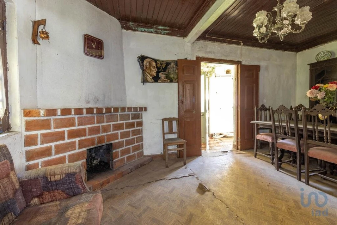 Moradia T3 para Venda em Poiares (Santo Andre) Foto 13