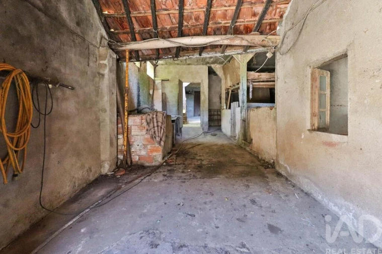 Moradia T3 para Venda em Poiares (Santo Andre) Foto 26