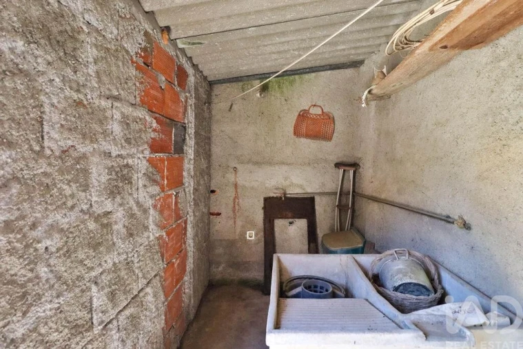 Moradia T3 para Venda em Poiares (Santo Andre) Foto 23