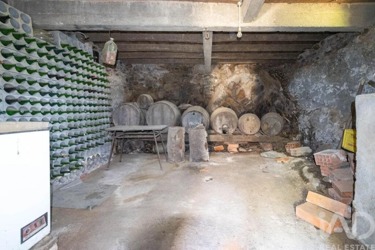 Moradia T3 para Venda em Poiares (Santo Andre) Foto 30