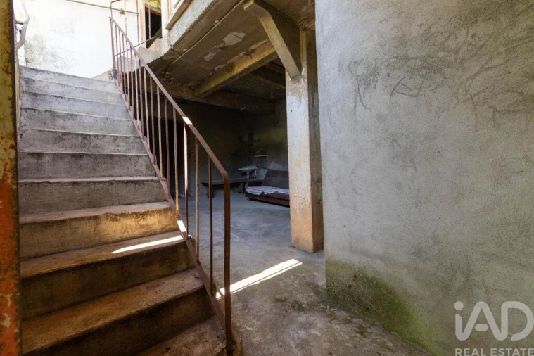 Moradia T3 para Venda em Poiares (Santo Andre) Foto 24