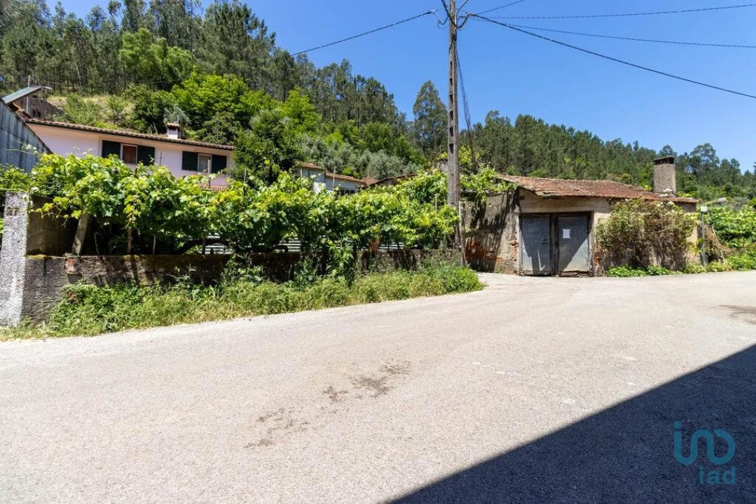 Moradia T3 para Venda em Poiares (Santo Andre) Foto 2