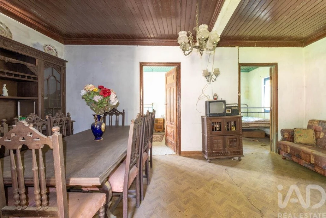 Moradia T3 para Venda em Poiares (Santo Andre) Foto 15