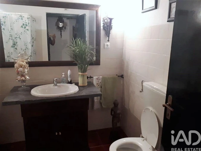 Moradia T4 para Venda em Mourão Foto 15