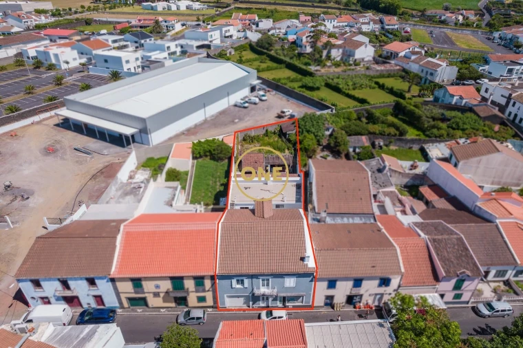 Moradia T3 para Venda em Ribeira Grande (Matriz) Foto 2