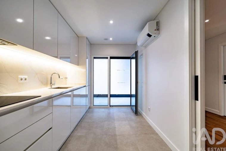 Moradia T3 para Venda em Leiria, Pousos, Barreira e Cortes Foto 13