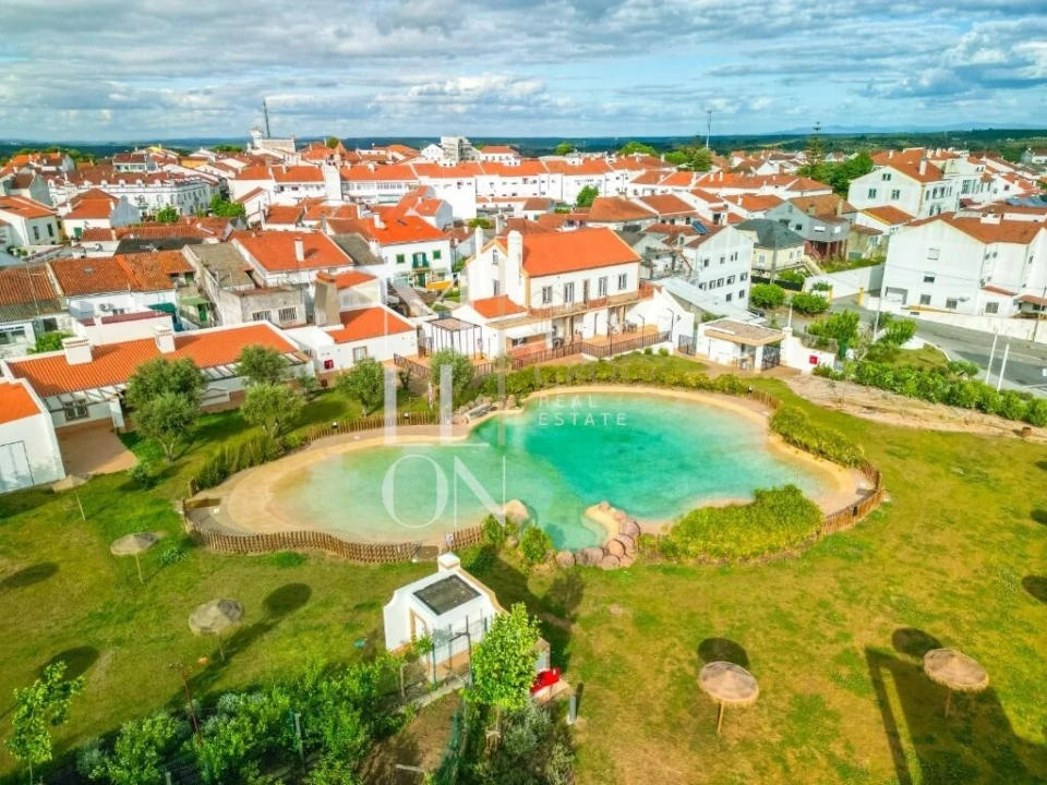 Prédio para Venda em Gavião e Atalaia Foto 1
