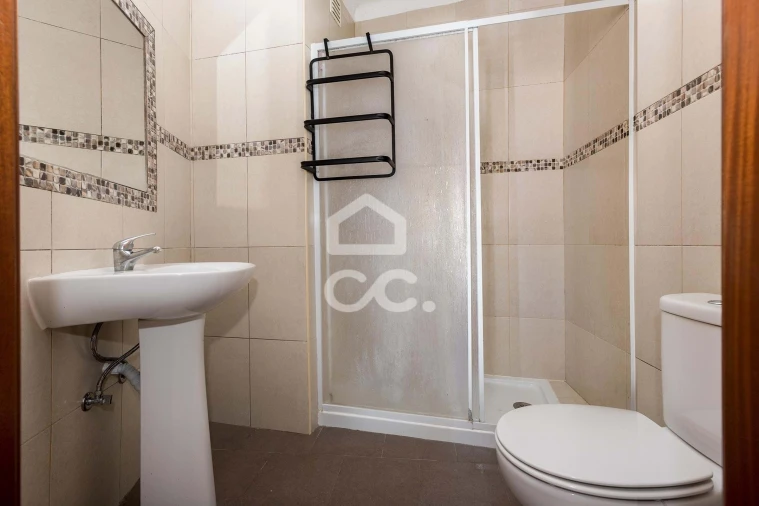 Moradia T4 para Venda em Borba (Matriz) Foto 16