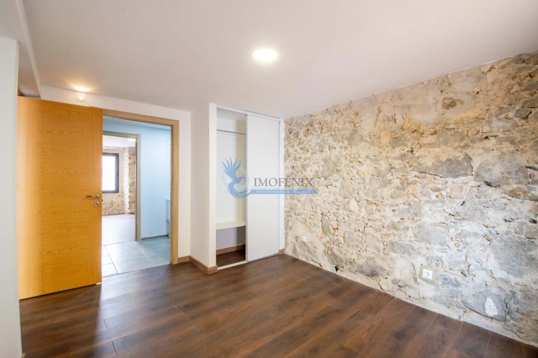 Prédio para Venda em Monchique Foto 22