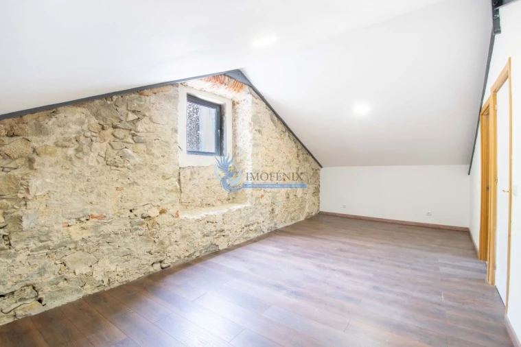 Prédio para Venda em Monchique Foto 11