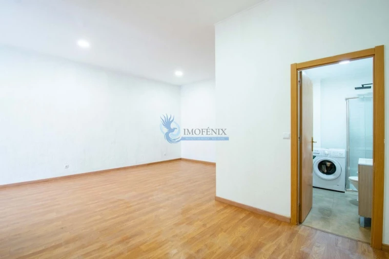 Prédio para Venda em Monchique Foto 18