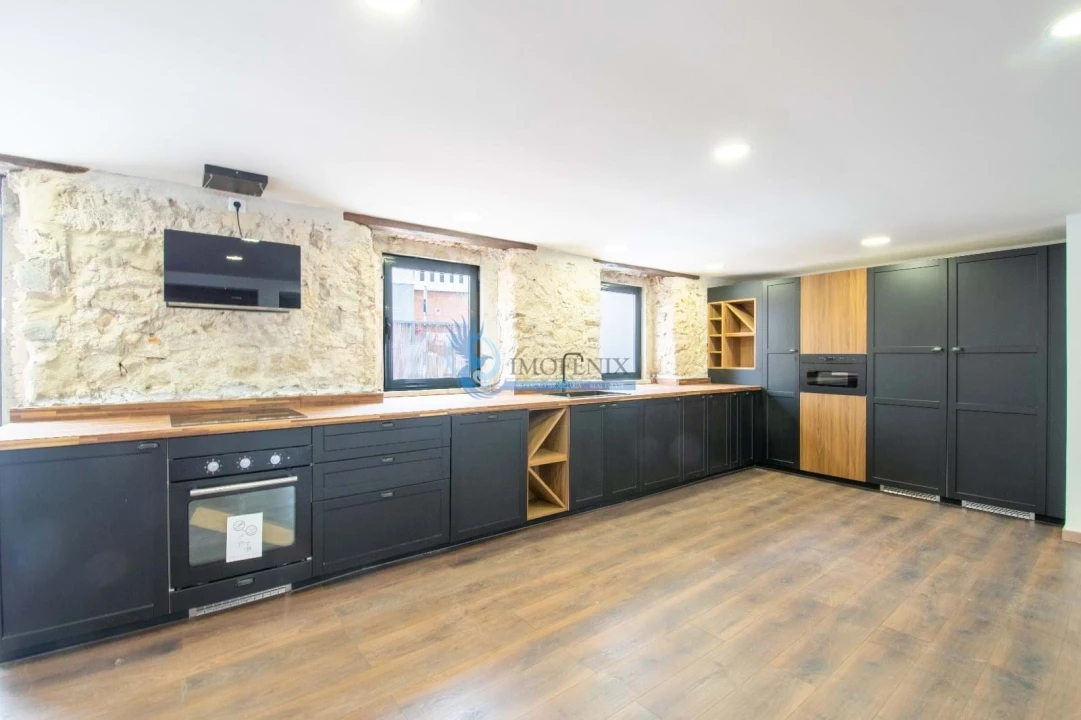 Prédio para Venda em Monchique Foto 4