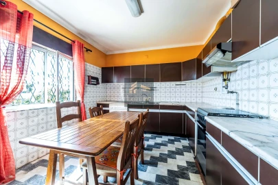 Moradia T6 para Venda em Palmela