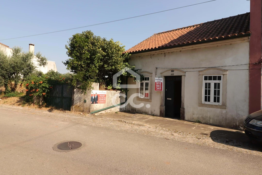 Moradia T4 para Venda em Avelar Foto 22