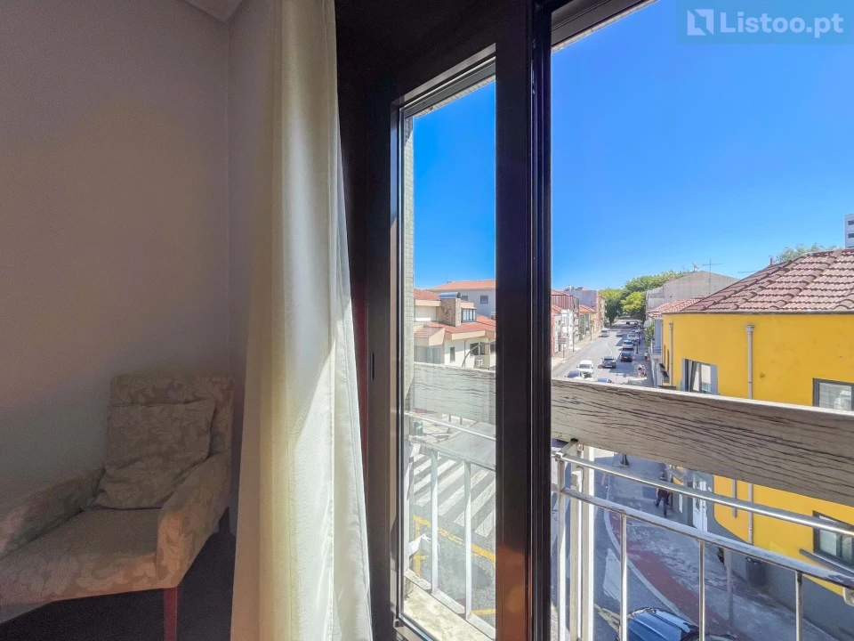 Apartamento T5 para Venda em Paranhos Foto 37