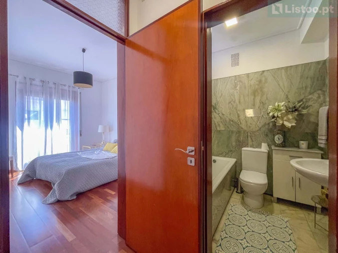 Apartamento T5 para Venda em Paranhos Foto 33