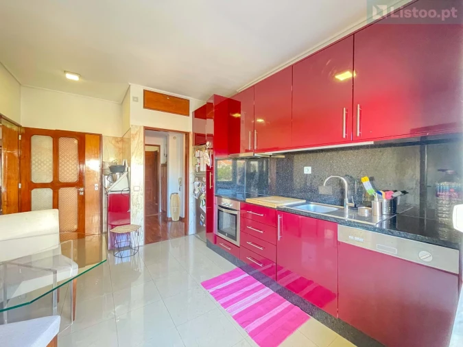 Apartamento T5 para Venda em Paranhos Foto 16