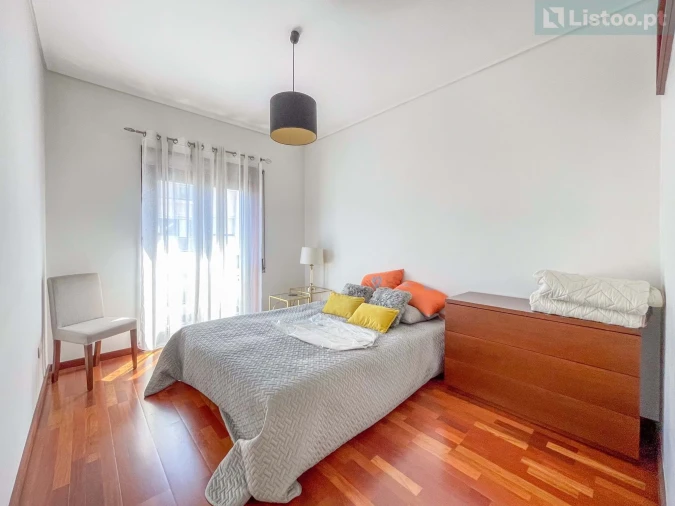 Apartamento T5 para Venda em Paranhos Foto 35