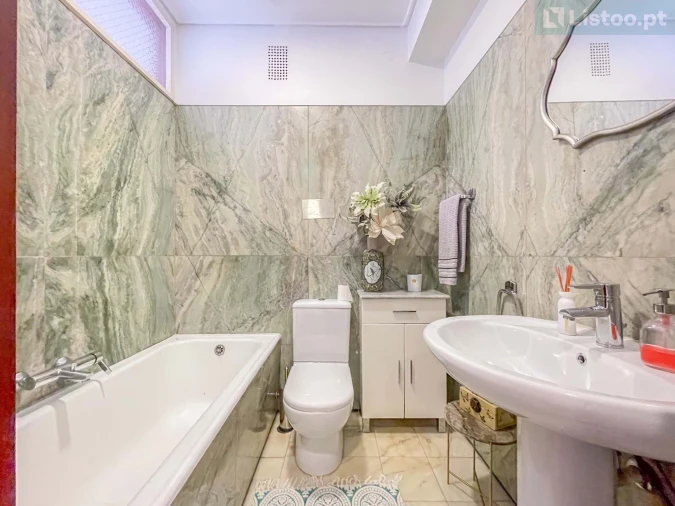 Apartamento T5 para Venda em Paranhos Foto 34