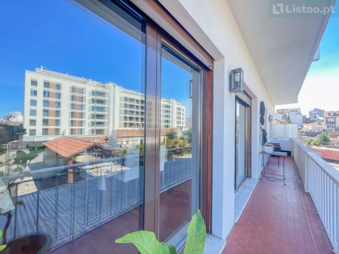 Apartamento T5 para Venda em Paranhos Foto 8