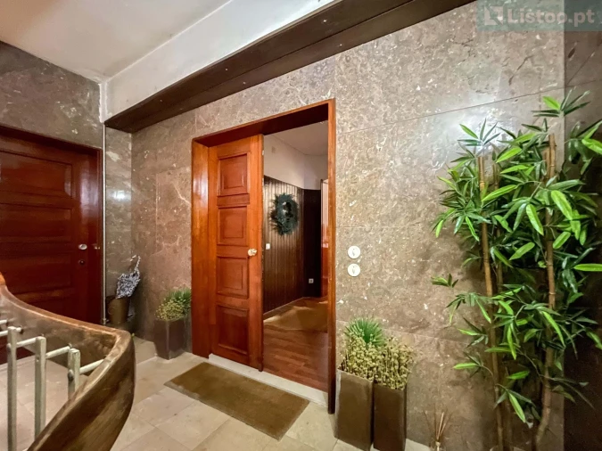 Apartamento T5 para Venda em Paranhos Foto 40