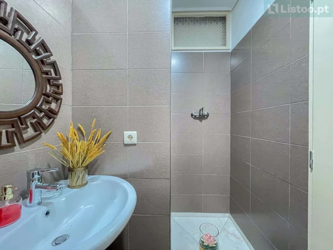 Apartamento T5 para Venda em Paranhos Foto 21