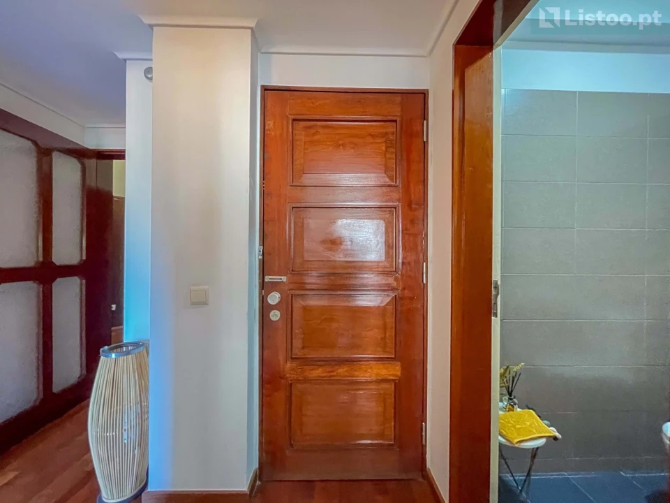 Apartamento T5 para Venda em Paranhos Foto 23