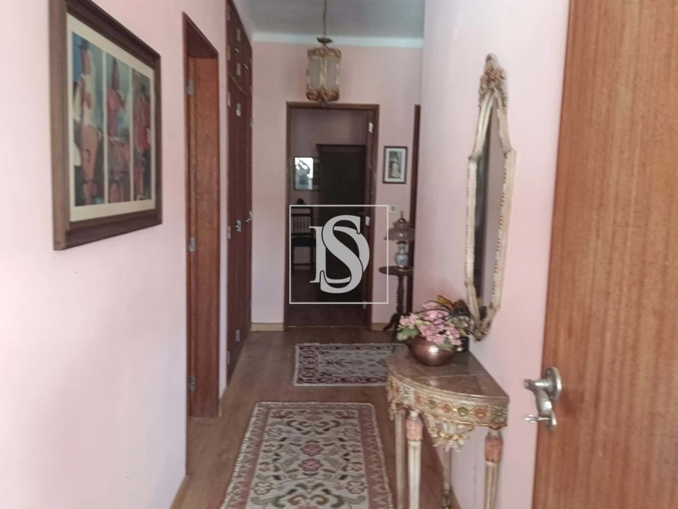 Moradia T5 para Venda em Granja do Ulmeiro Foto 12