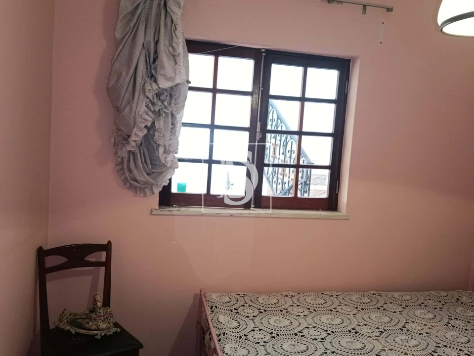 Moradia T5 para Venda em Granja do Ulmeiro Foto 16