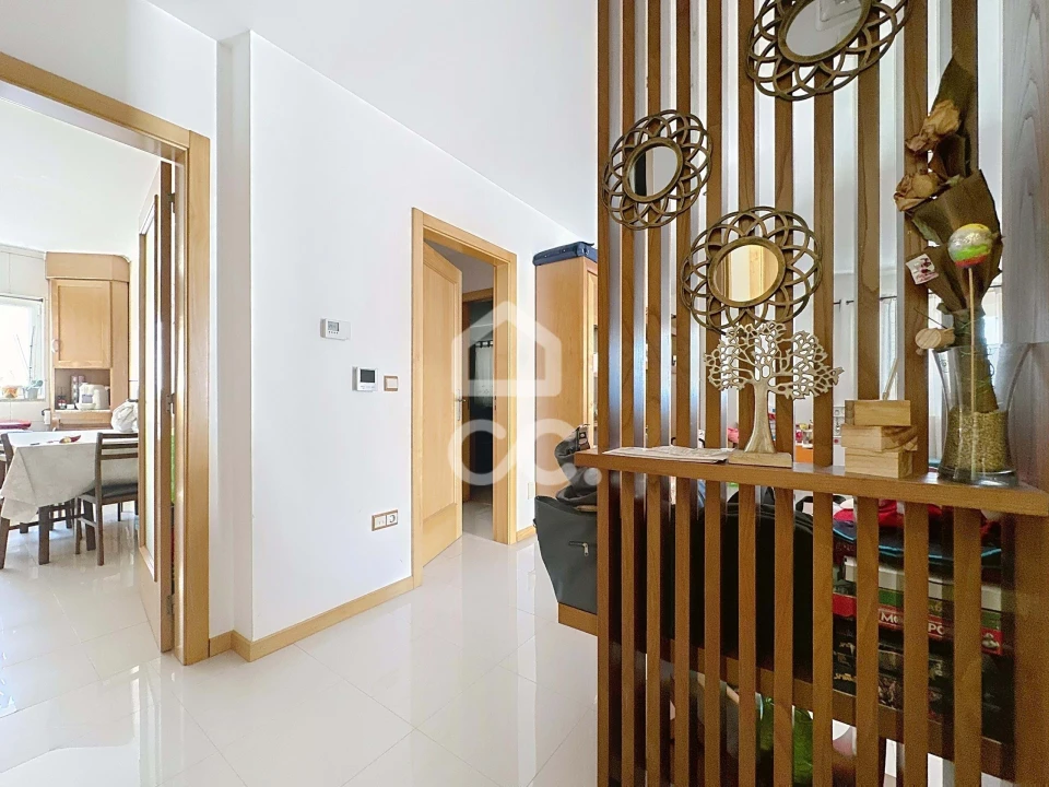 Apartamento T3 para Venda em Santa Cruz/Trindade e Sanjurge Foto 2