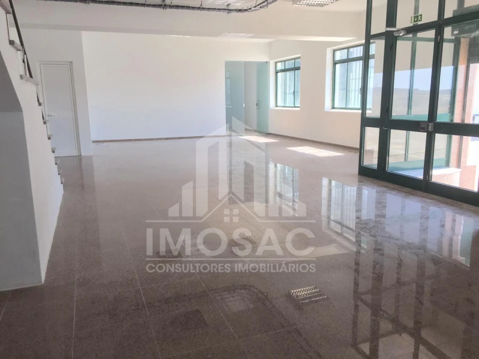 Armazém para Arrendamento em Malveira e São Miguel de Alcainça Foto 15