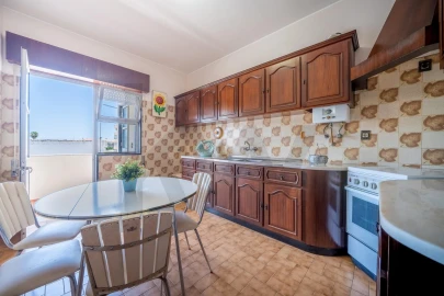 Moradia T5 para Venda em Loule (São Clemente)