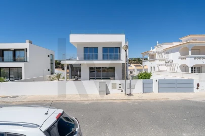 Moradia T3 para Venda em Albufeira e Olhos de Água