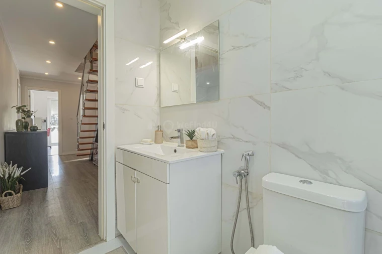 Apartamento T3 para Venda em Seixal Foto 26