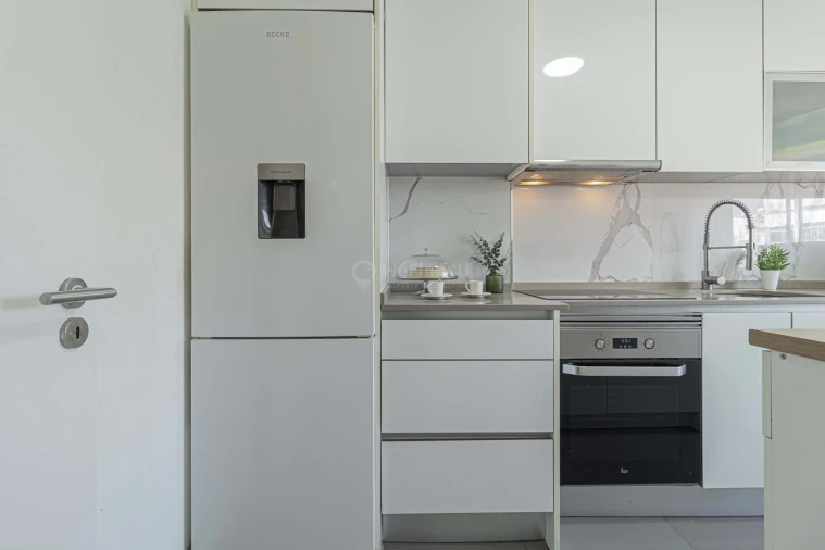 Apartamento T3 para Venda em Seixal Foto 7