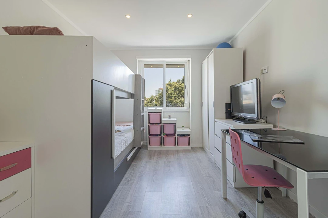 Apartamento T3 para Venda em Seixal Foto 29