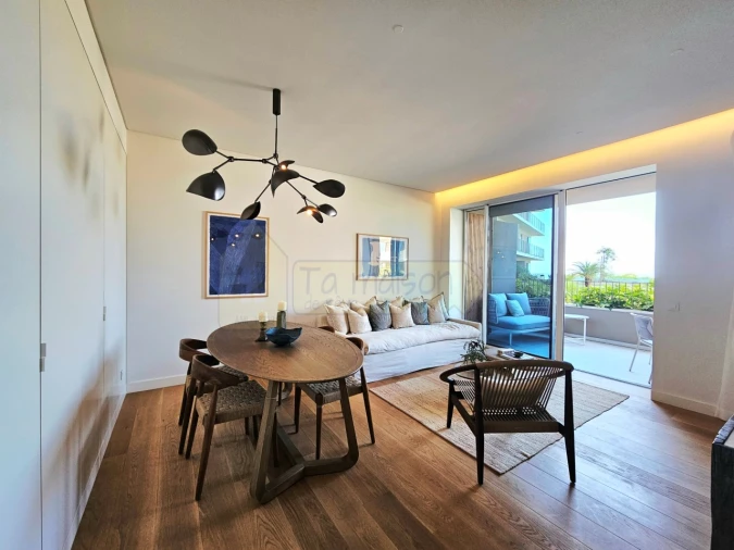 Apartamento T2 para Venda em Quarteira Foto 7