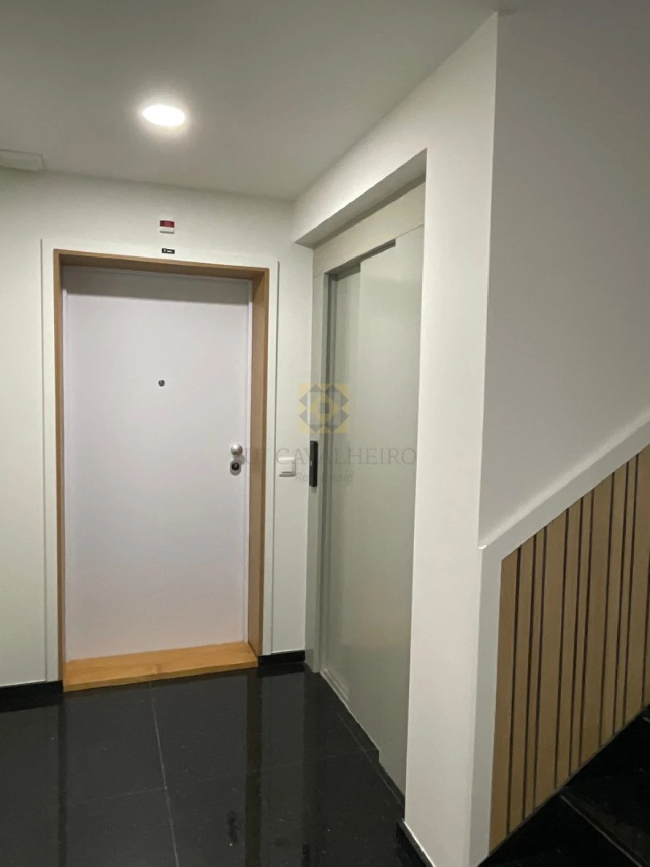Apartamento para Venda em Cedofeita, Santo Ildefonso, Sé, Miragaia, São Nicolau e Vitória Foto 2