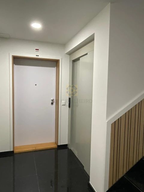 Apartamento para Venda em Cedofeita, Santo Ildefonso, Sé, Miragaia, São Nicolau e Vitória