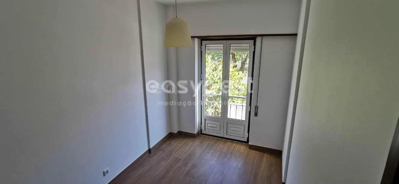 Apartamento T2 para Venda em São João Baptista e Santa Maria dos Olivais Foto 16