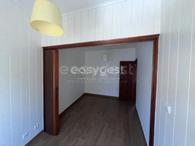 Apartamento T2 para Venda em São João Baptista e Santa Maria dos Olivais Foto 7