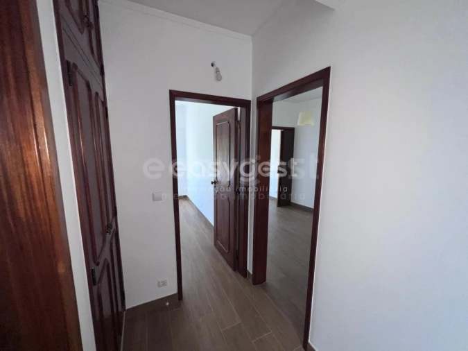 Apartamento T2 para Venda em São João Baptista e Santa Maria dos Olivais Foto 12